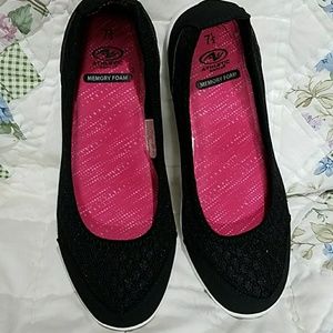 Atheletic Works  Shoes